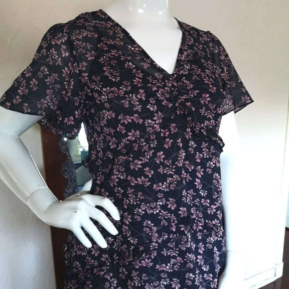 NWT Forcast floral dress - Picture 4 of 7